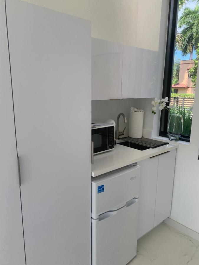 Men Only Clothing Option Guesthouse Near Wilton Manors فورت لودرديل المظهر الخارجي الصورة