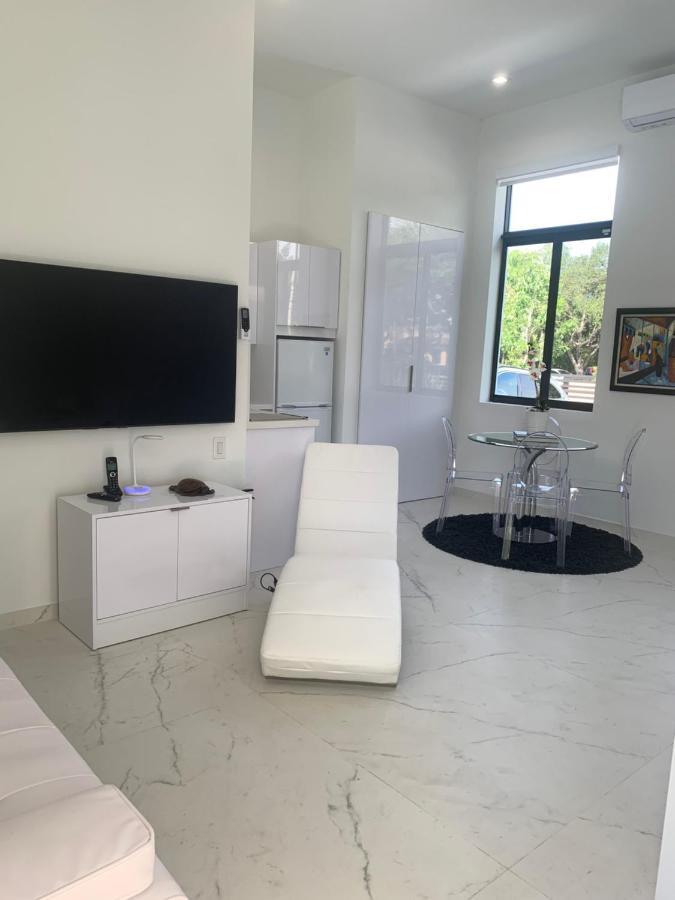 Men Only Clothing Option Guesthouse Near Wilton Manors فورت لودرديل المظهر الخارجي الصورة