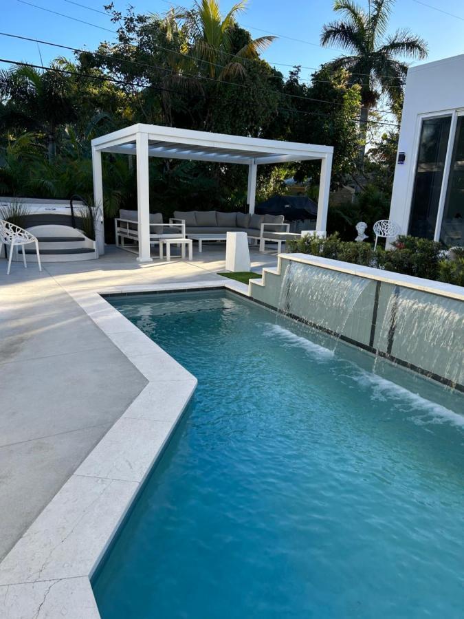 Men Only Clothing Option Guesthouse Near Wilton Manors فورت لودرديل المظهر الخارجي الصورة