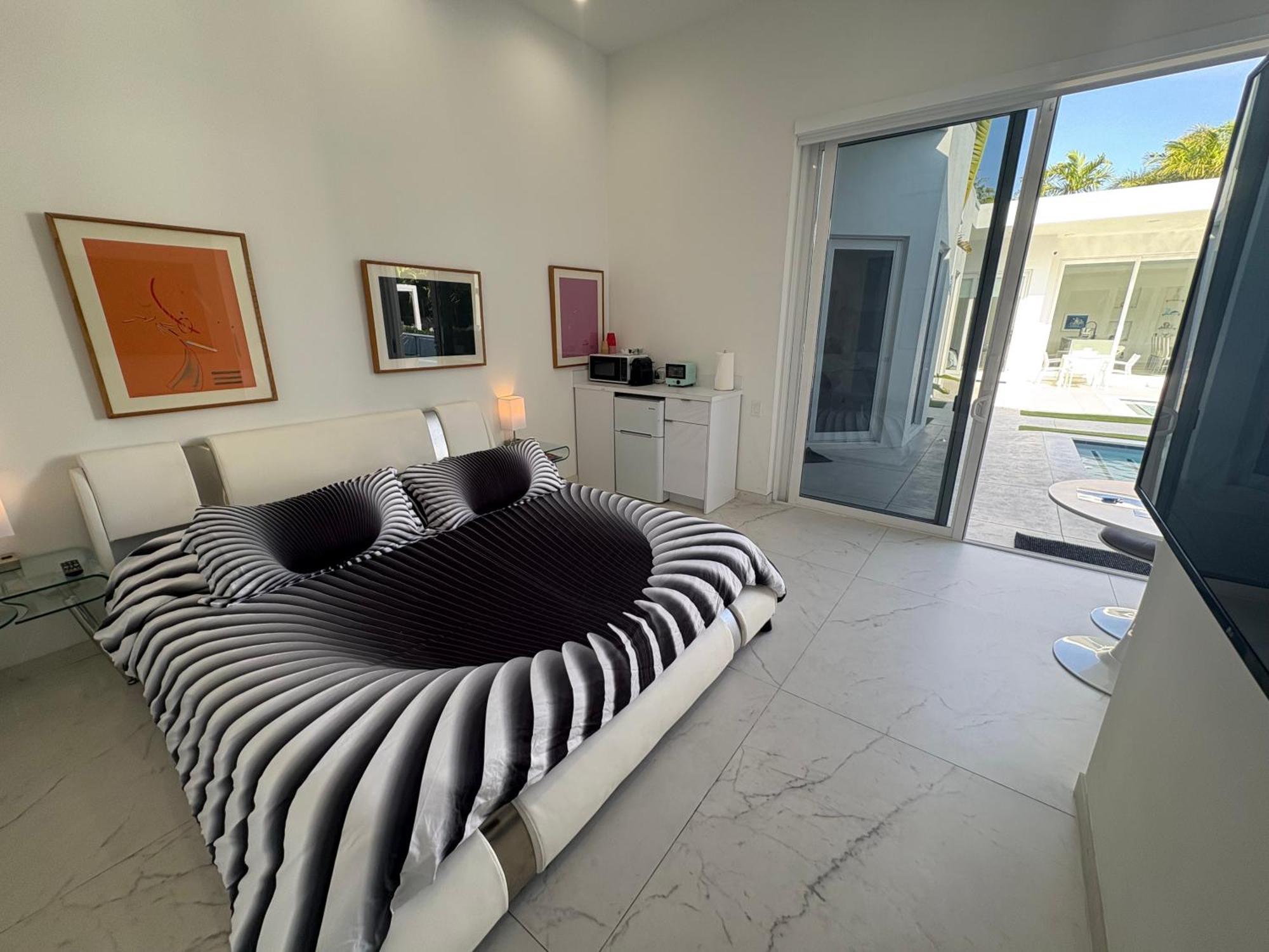 Men Only Clothing Option Guesthouse Near Wilton Manors فورت لودرديل المظهر الخارجي الصورة